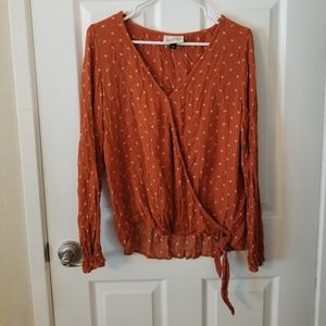 Universal Thread Top Size Medium